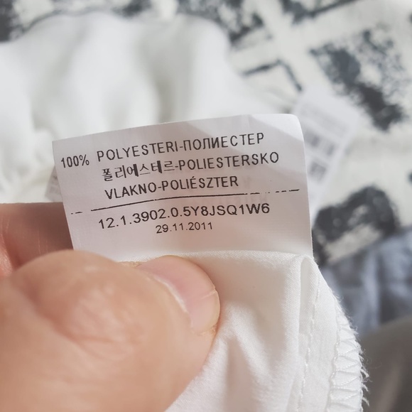 *Clearance*❗❗SISLEY Sleeveless White Blouse, Size M - Picture 8 of 8